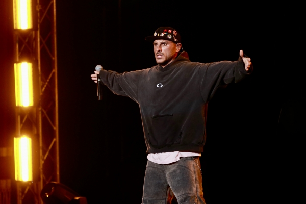 گزارش تصویری کنسرت 6 آبان ماه آرمین زارعی